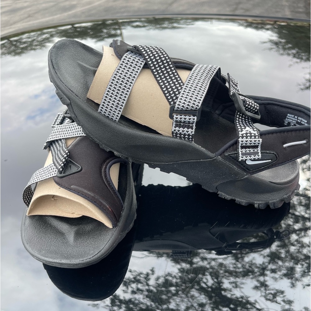 Nike Oneonta Men's Comfortable Sandals Size 11 Black, Grey DJ6604 001